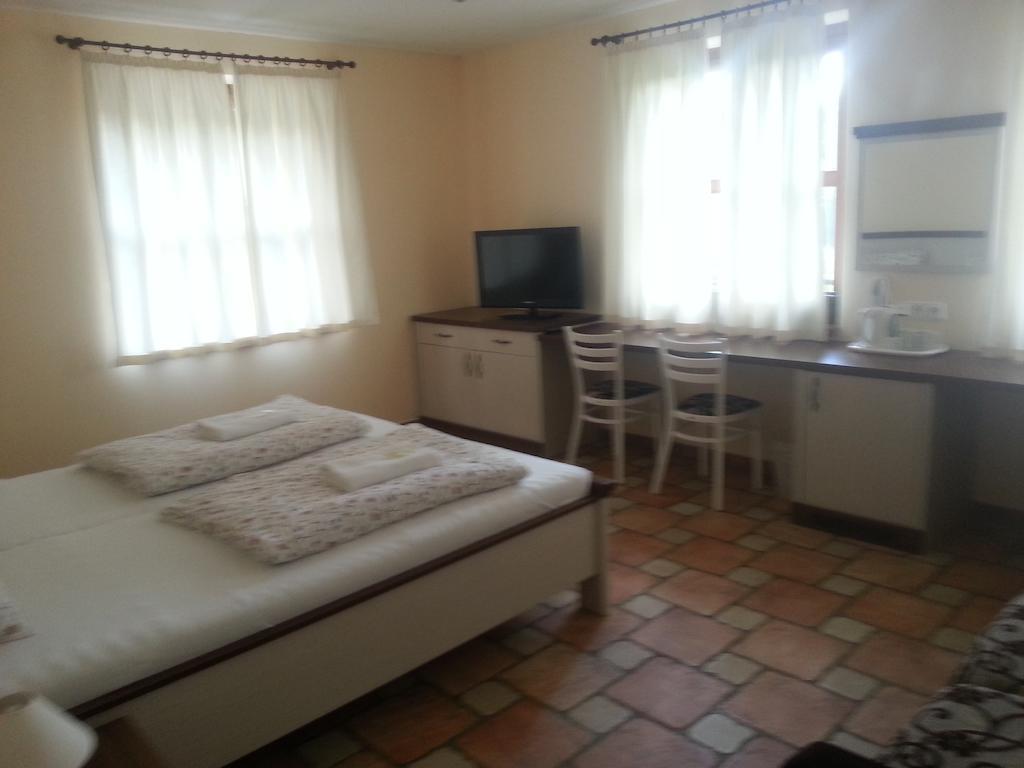 Penzion Malovany Osvetimany Kamer foto